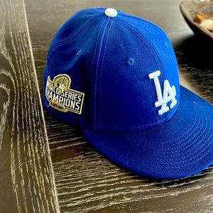 Dodgers 2020 World Series Champs Hat fitted low profile 7 1/2